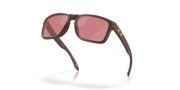 Prizm Dark Golf Lenses, Matte Grenache Frame