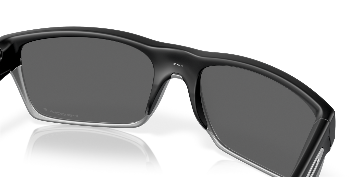 [Prizm Black Polarized Lenses, Matte Black Frame]