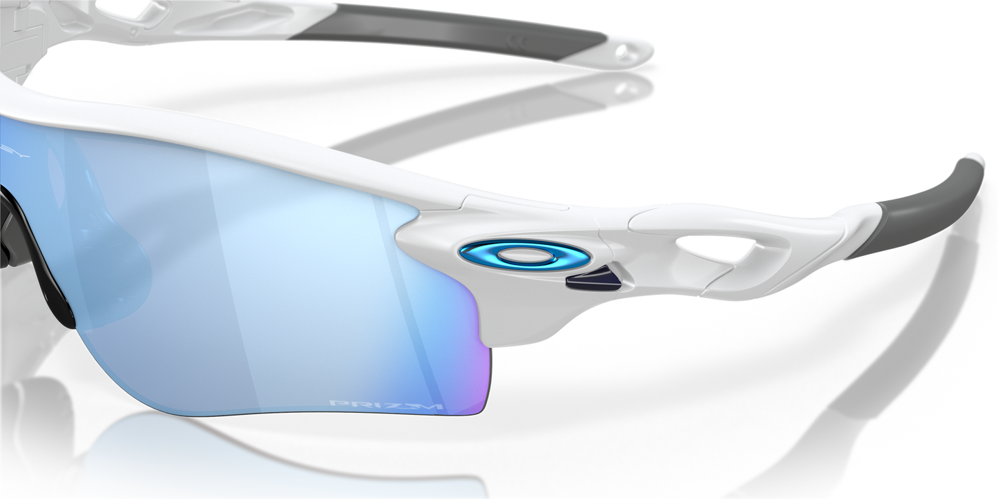 [Prizm Deep Water Polarized Lenses, Matte White Frame]