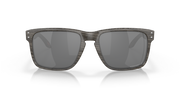 Prizm Black Polarized Lenses, Woodgrain Frame