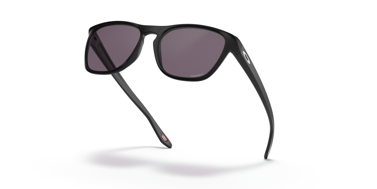 [Prizm Grey Lenses, Matte Black Frame]