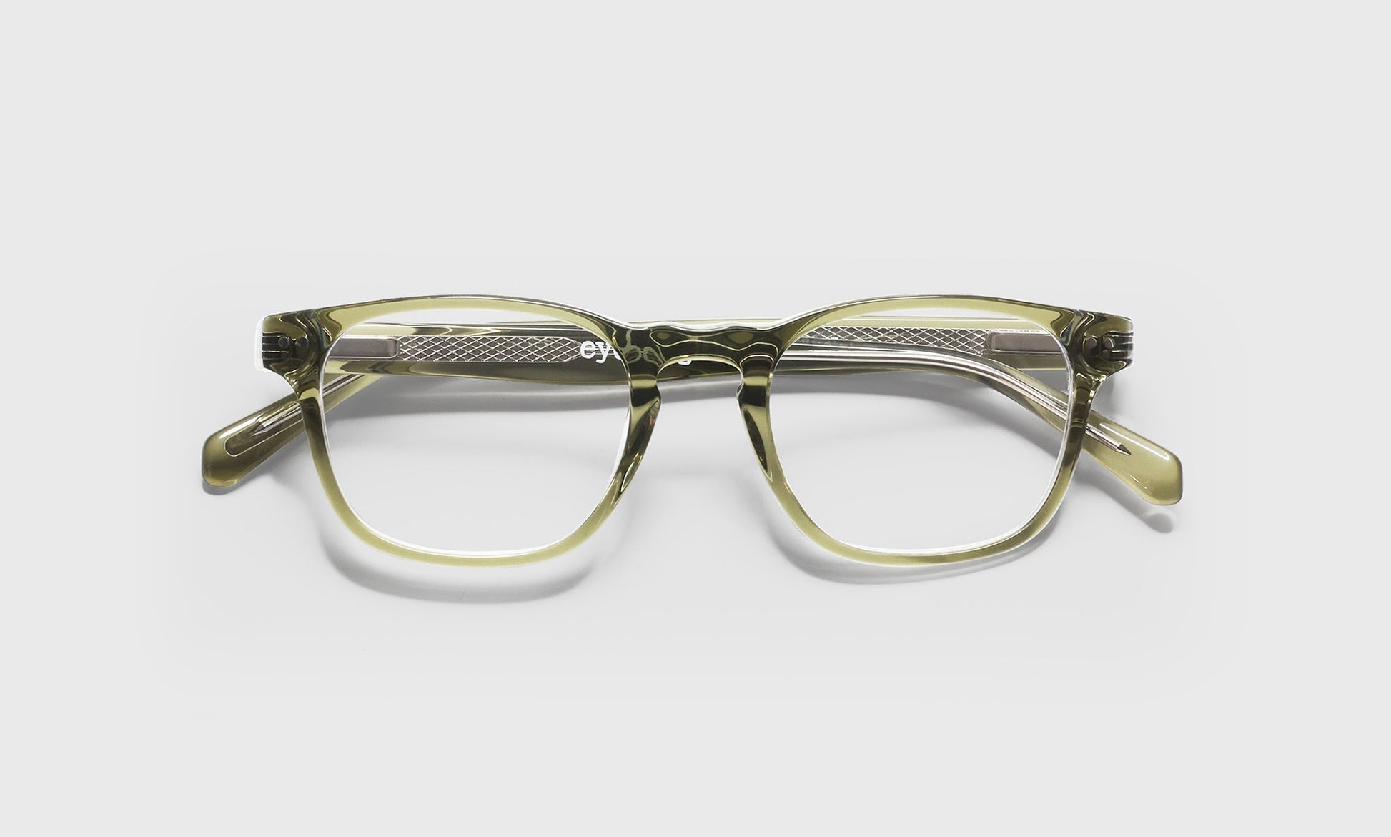 [17 - Olive Crystal Shiny Front with Olive Crystal Shiny Temples]