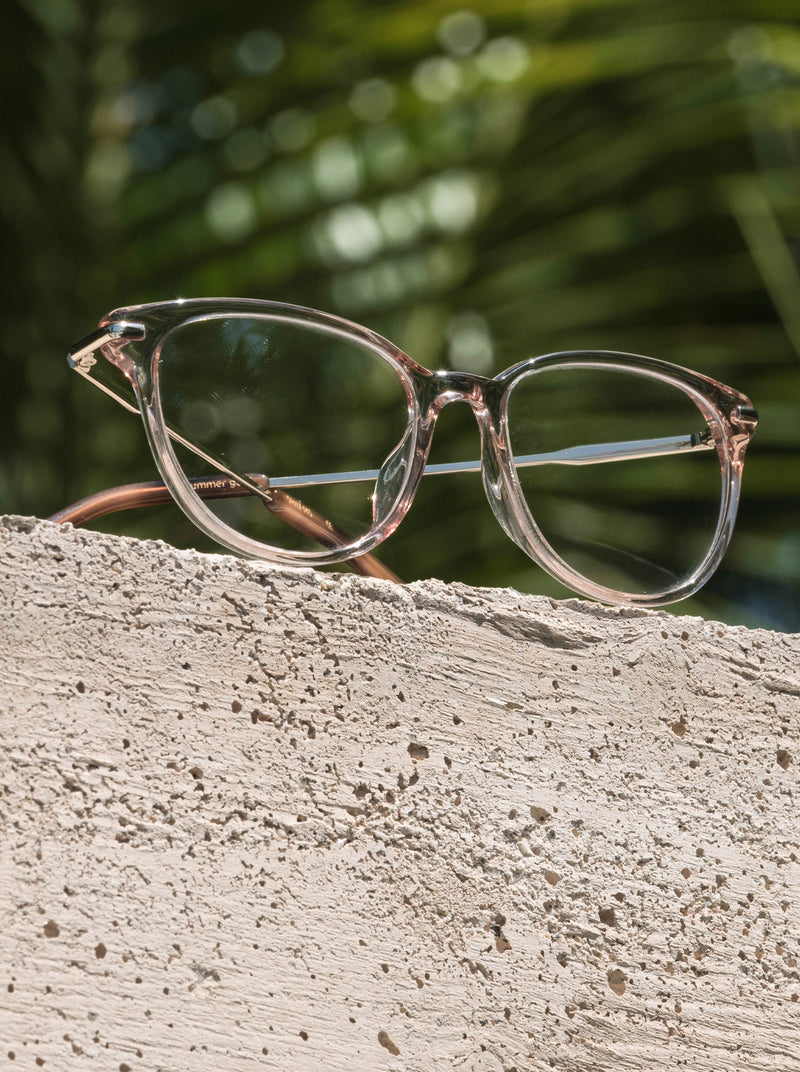 [Cherry Cola + Light Gold / Clear]