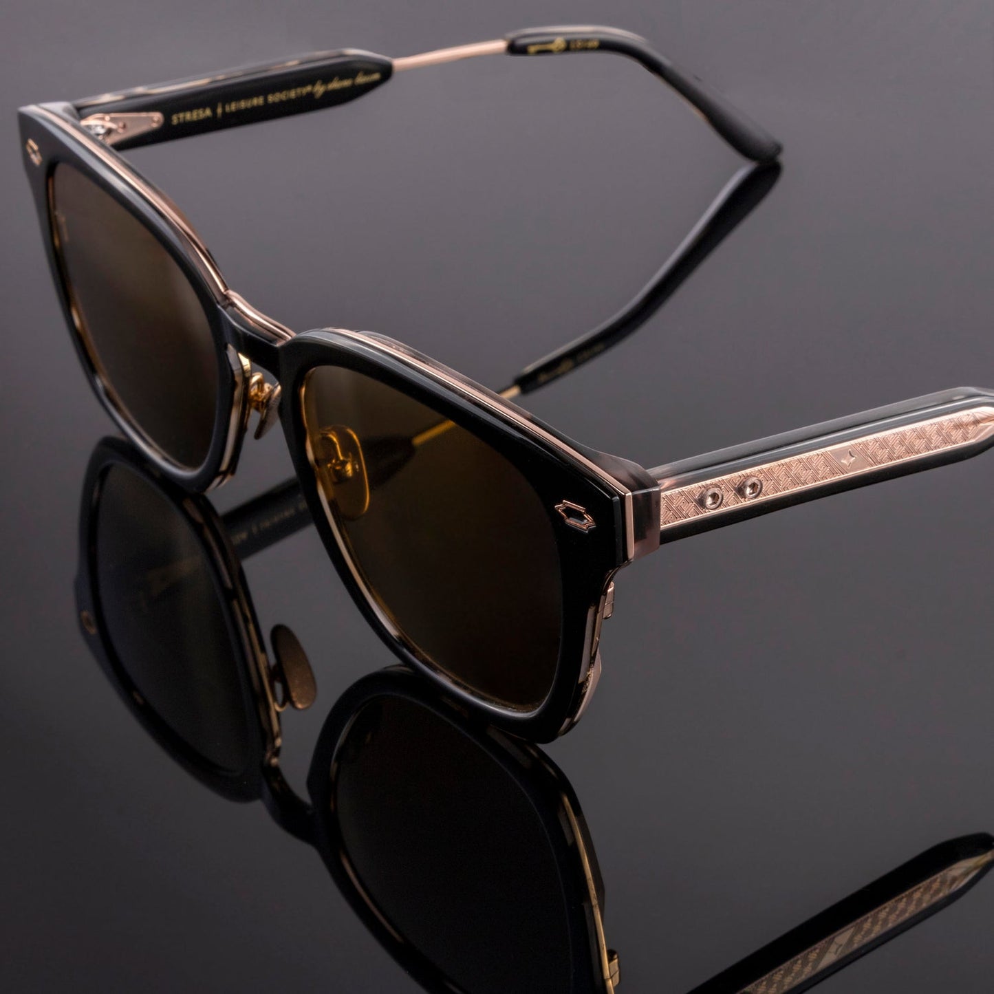 [Blue Smoke / 12k Silver (Green Lenses)]