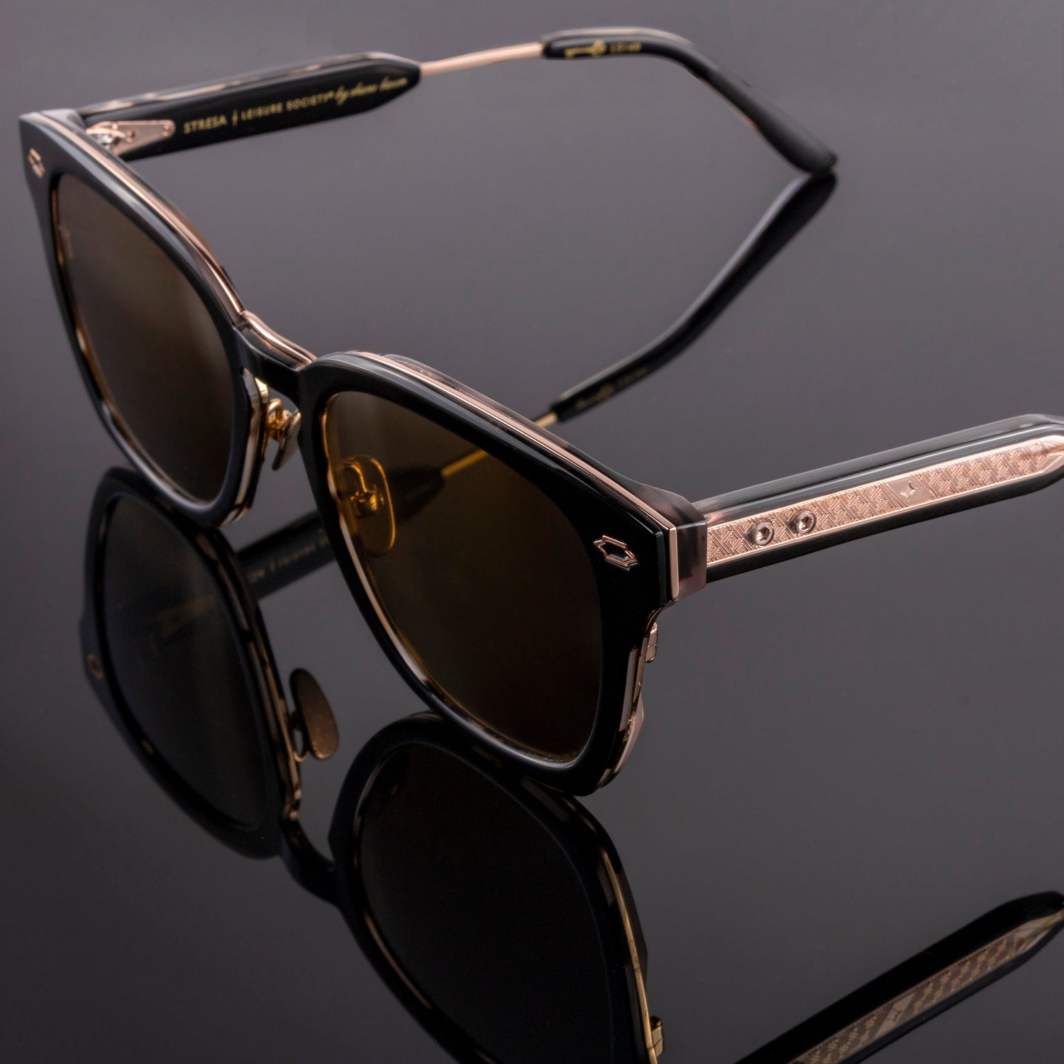 [Blue Smoke / 12k Silver (Green Lenses)]