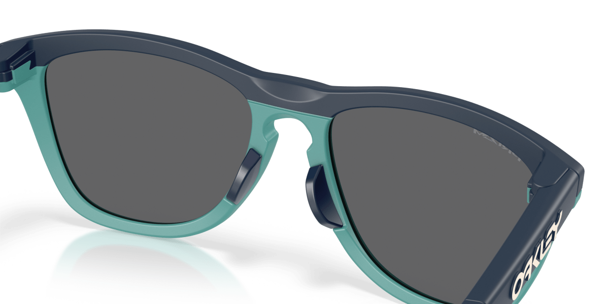 Oakley Frogskins™ Range Pacific Trail Collection - Specs Eyewear