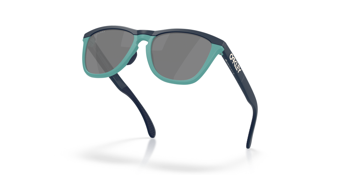 Oakley Frogskins™ Range Pacific Trail Collection - Specs Eyewear