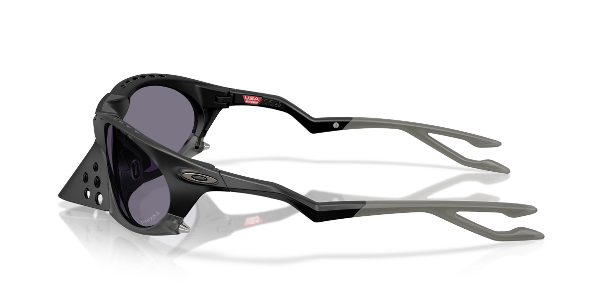 Oakley Plantaris - Specs Eyewear