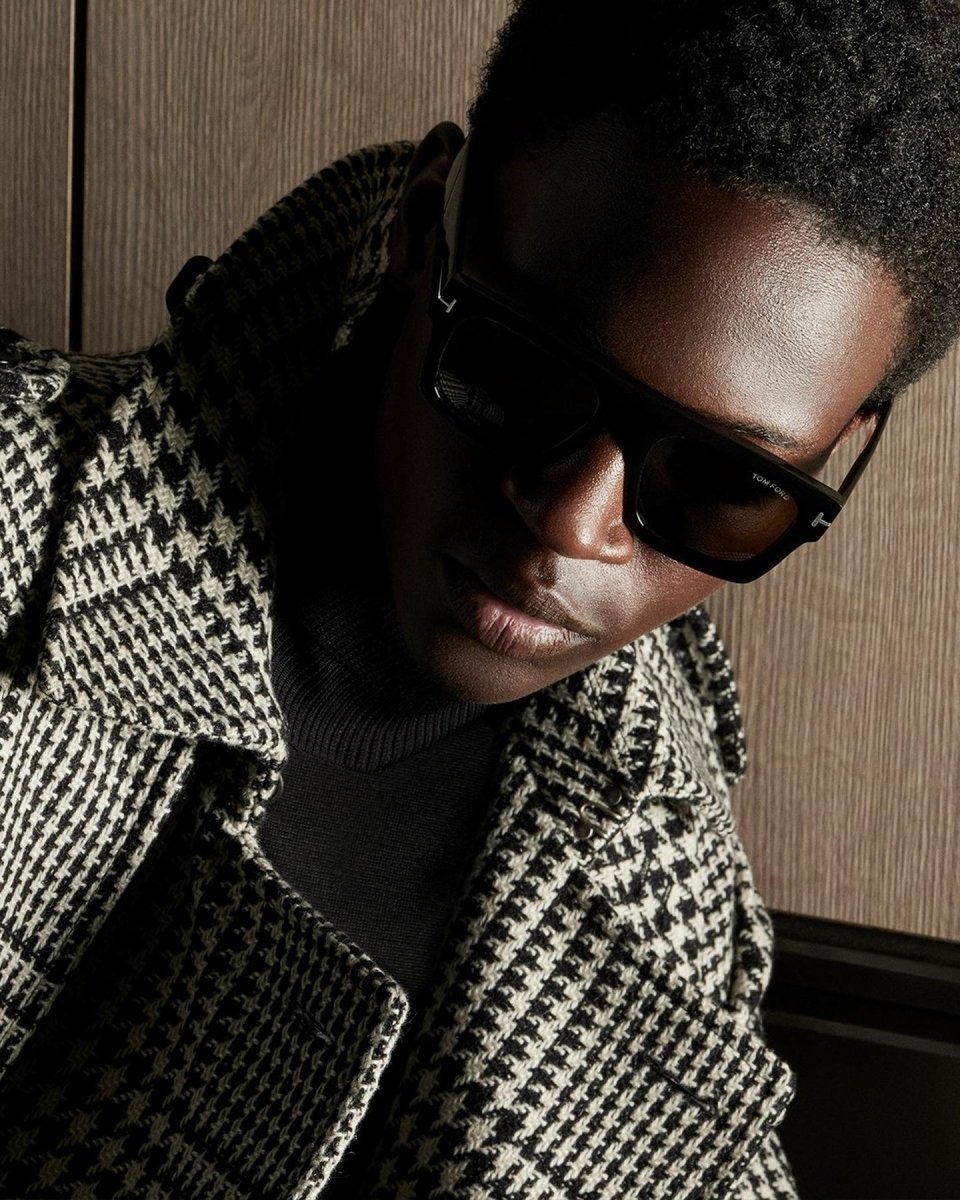 Tom Ford FT0711 - Specs Eyewear