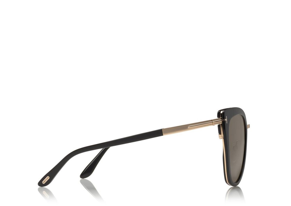 Tom Ford FT0717 - Specs Eyewear
