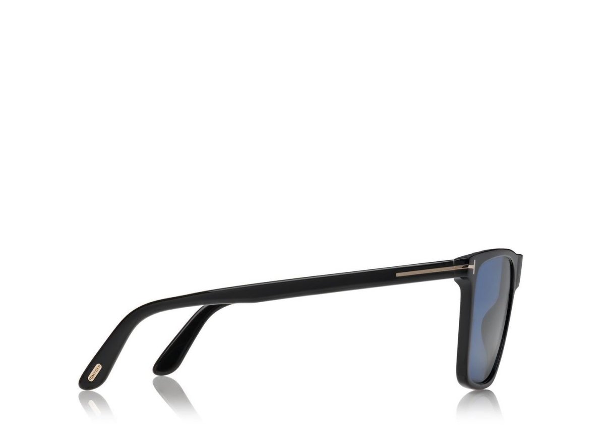 Tom Ford FT0832 - Specs Eyewear