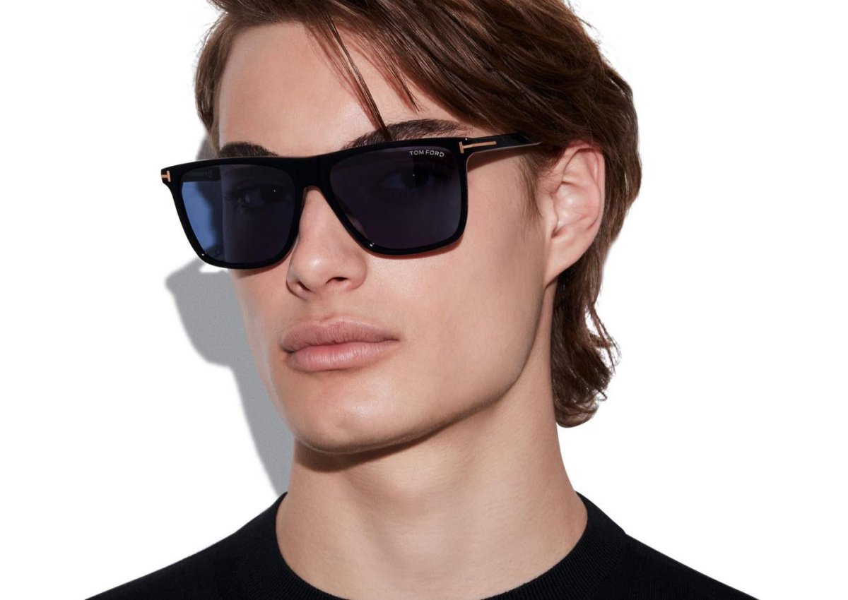 Tom Ford FT0832 - Specs Eyewear
