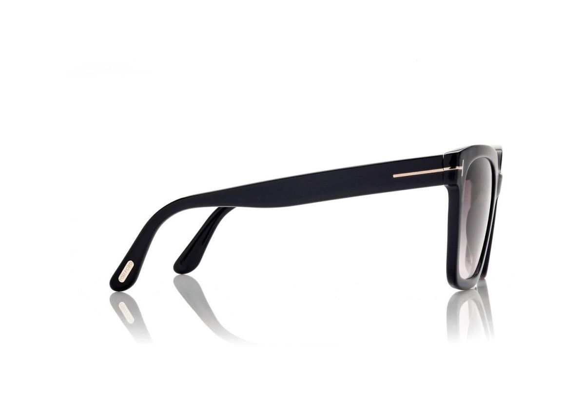 Tom Ford FT0952 - Specs Eyewear