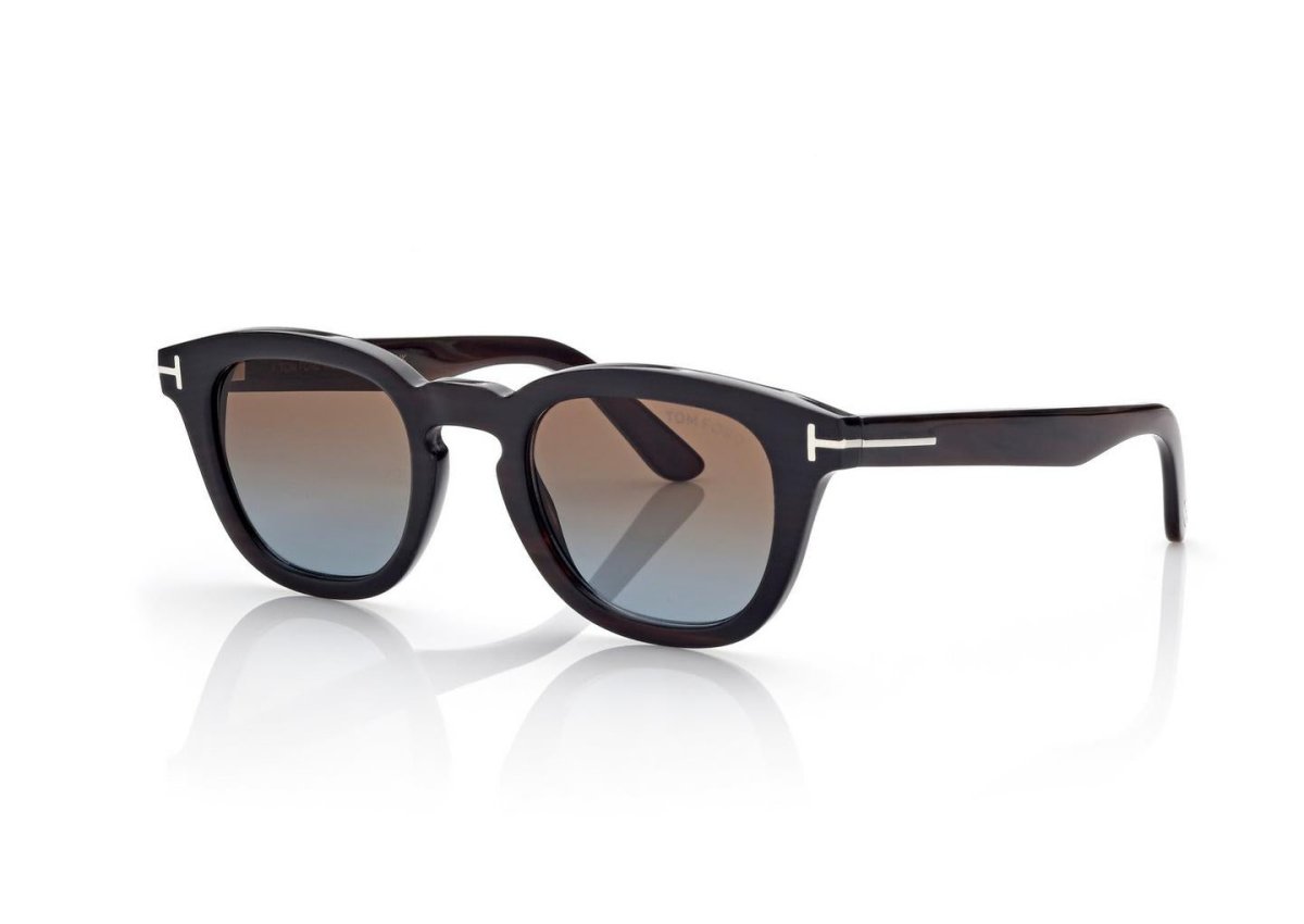 Tom Ford FT1045 - Specs Eyewear