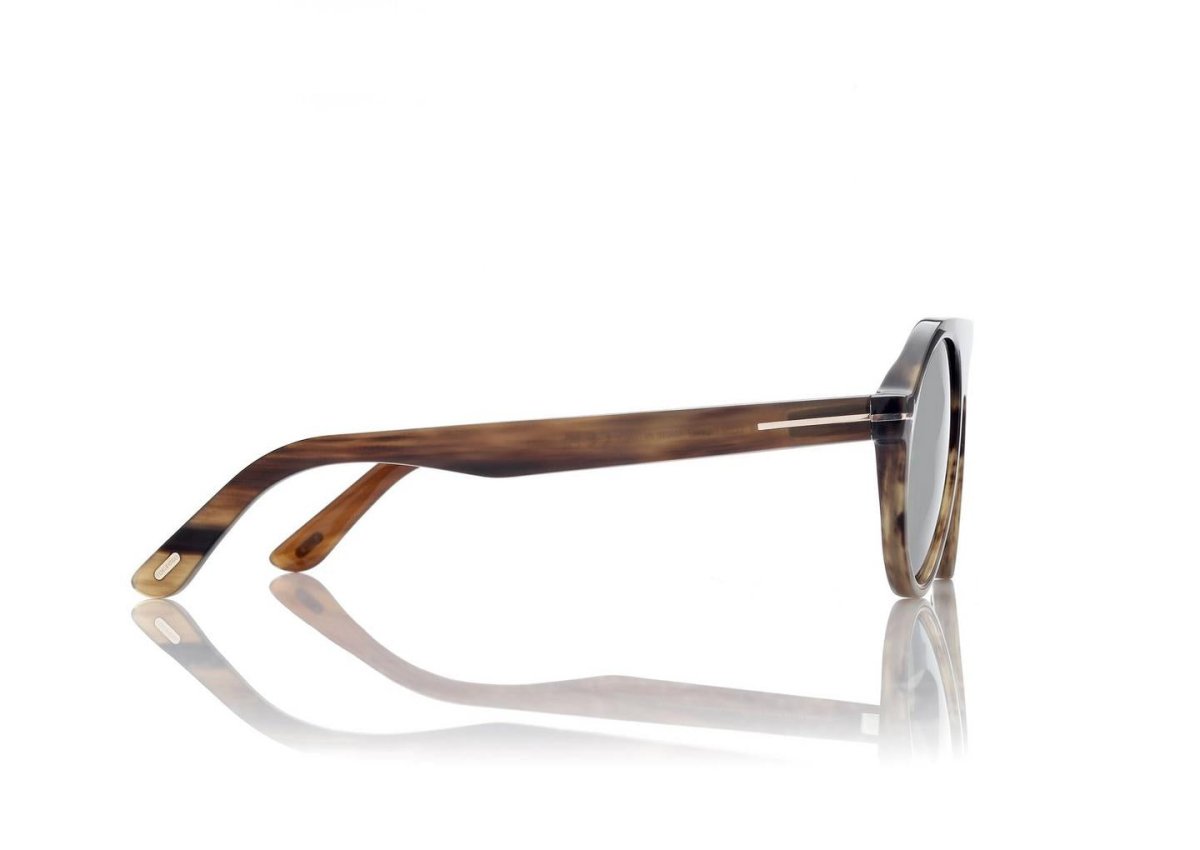 Tom Ford FT1047 - Specs Eyewear