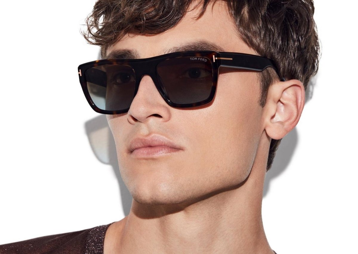 Tom Ford FT1077 - Specs Eyewear