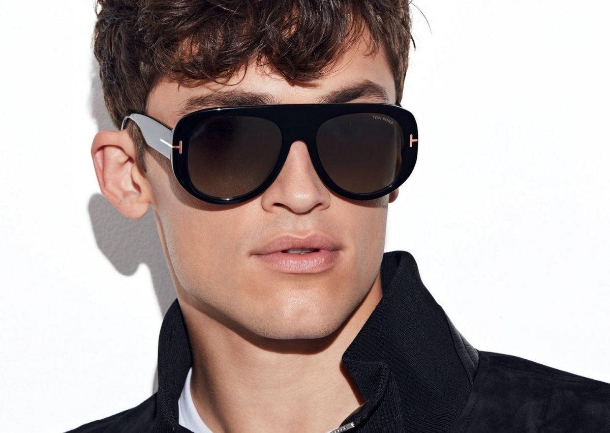 Tom Ford FT1078 - Specs Eyewear